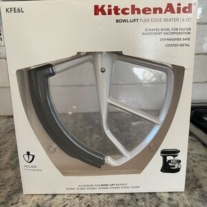 KitchenAid Bowl-Lift Flex Edge Beater - Black and Gray